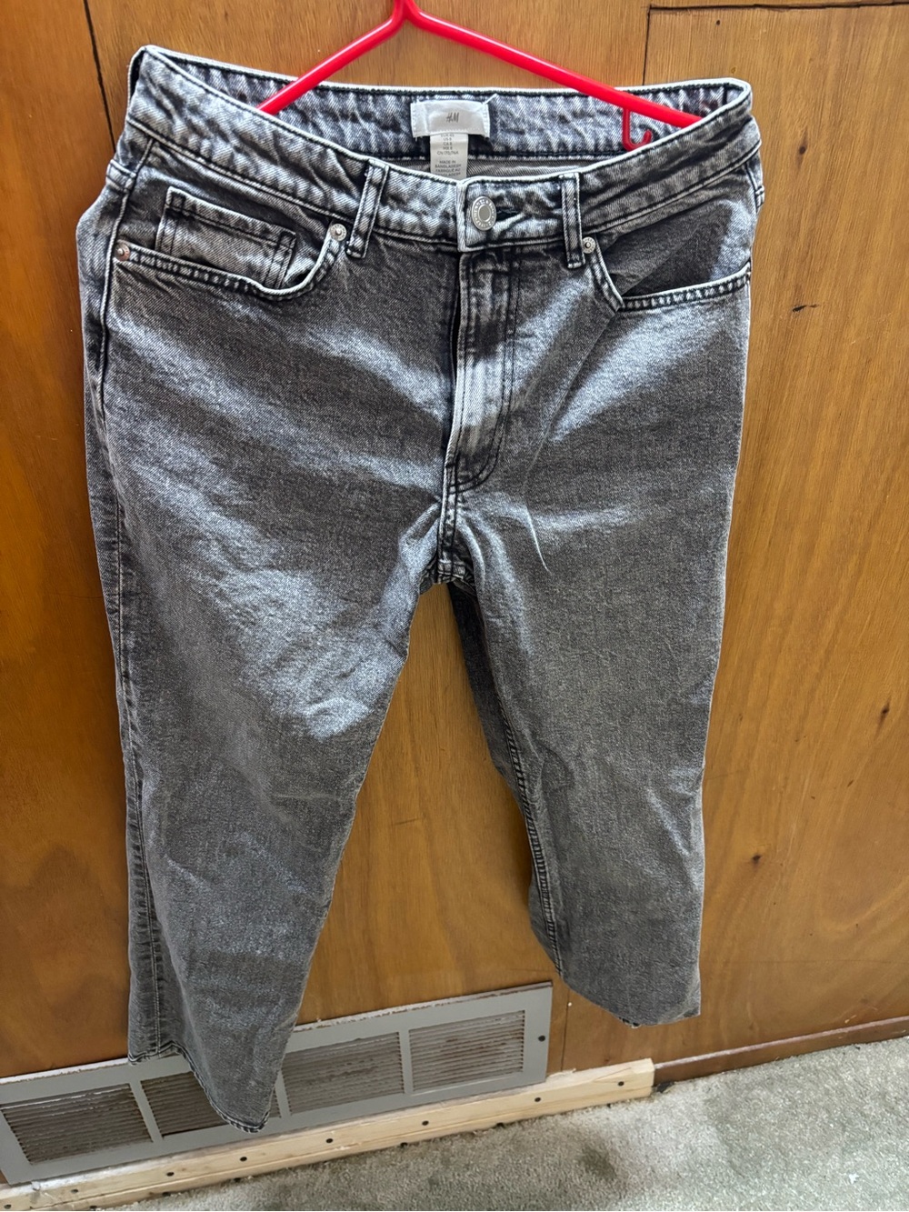 H&M Men’s Gray Relaxed Jeans